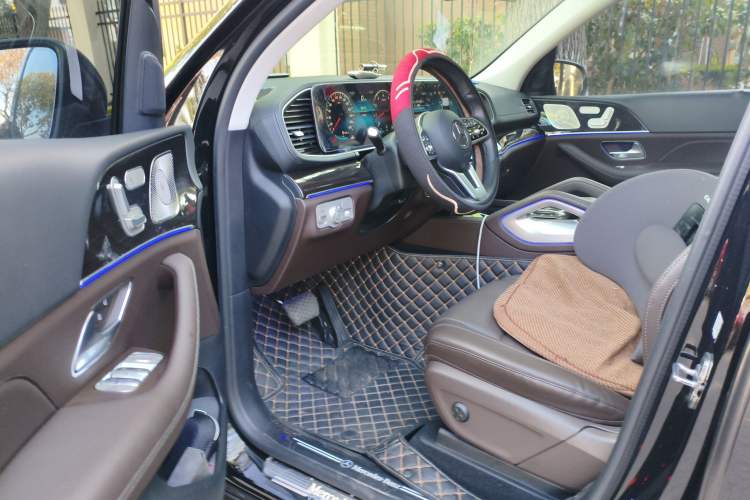 Used Mercedes-Benz GLE 2022 Facelifted GLE 350 4MATIC Fashion Edition Driver Seat