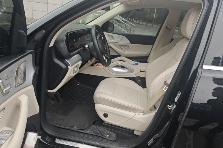Used Mercedes-Benz GLE 2022 Refreshed GLE 450 4MATIC Stylish Edition Driver Seat
