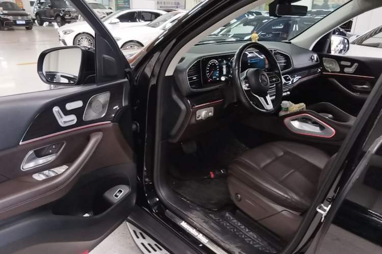 Used Mercedes-Benz GLE 2022 GLE 350 4MATIC Dynamic Edition Driver Seat