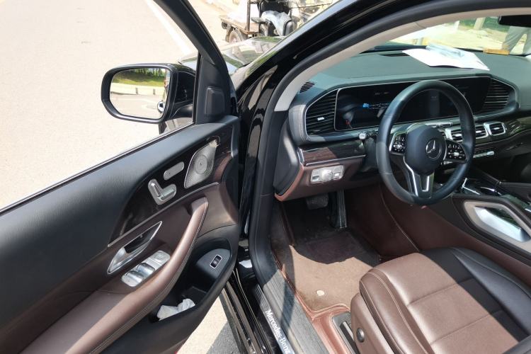 Used Mercedes-Benz GLE 2022 GLE 350 4MATIC Stylish Model Driver Seat