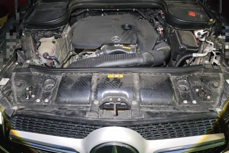 Used Mercedes-Benz GLE 2022 GLE 350 4MATIC Stylish Model Engine Bay