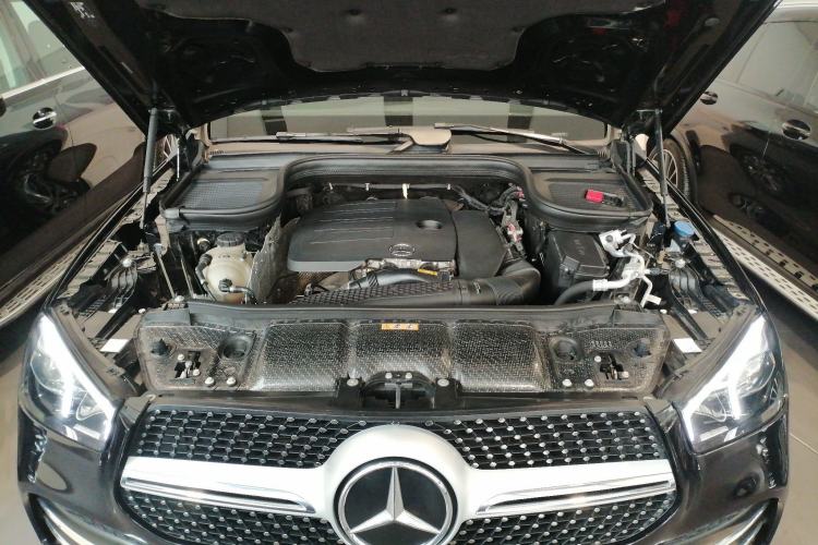 Used Mercedes-Benz GLE 2022 Facelifted GLE 350 4MATIC Fashion Edition Engine Bay