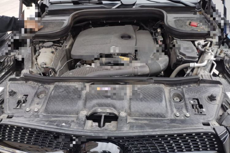 Used Mercedes-Benz GLE 2022 GLE 350 4MATIC Coupe SUV Luxury Model Engine Bay