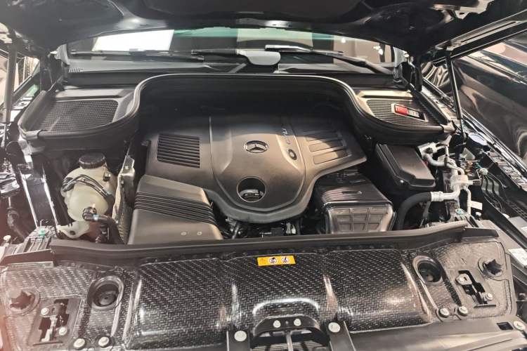 Used Mercedes-Benz GLE 2022 Refreshed GLE 450 4MATIC Stylish Edition Engine Bay
