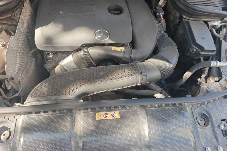 Used Mercedes-Benz GLE 2022 Facelifted GLE 350 4MATIC Fashion Edition Engine Bay