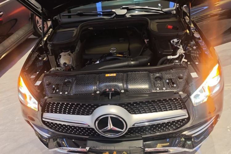 Used Mercedes-Benz GLE 2022 GLE 350 4MATIC Stylish Model Engine Bay