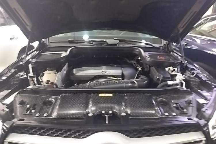 Used Mercedes-Benz GLE 2022 Facelifted GLE 350 4MATIC Fashion Edition Engine Bay