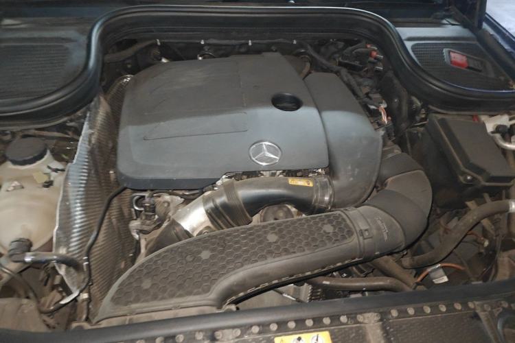 Used Mercedes-Benz GLE 2022 Facelifted GLE 350 4MATIC Fashion Edition Engine Bay
