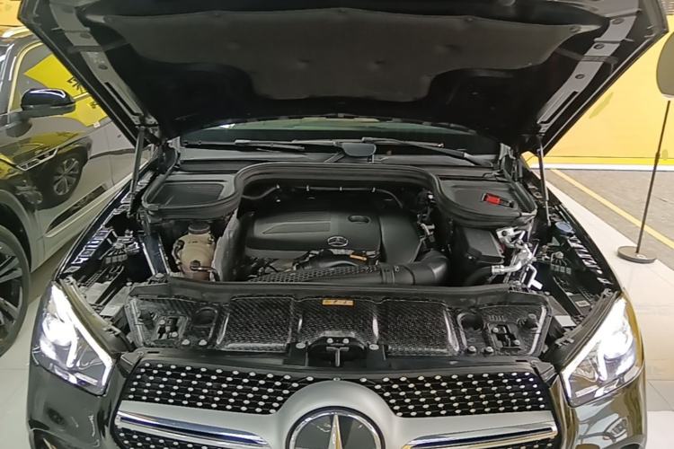 Used Mercedes-Benz GLE 2022 Facelifted GLE 350 4MATIC Fashion Edition Engine Bay