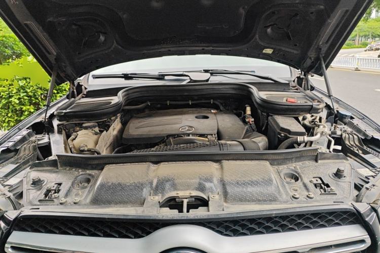 Used Mercedes-Benz GLE 2022 Refreshed GLE 350 4MATIC Dynamic Edition Engine Bay