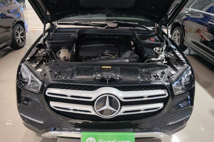 Used Mercedes-Benz GLE 2022 Refreshed GLE 350 4MATIC Dynamic Edition Engine Bay