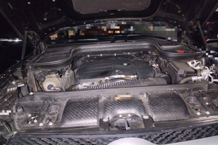 Used Mercedes-Benz GLE 2022 GLE 350 4MATIC Stylish Model Engine Bay