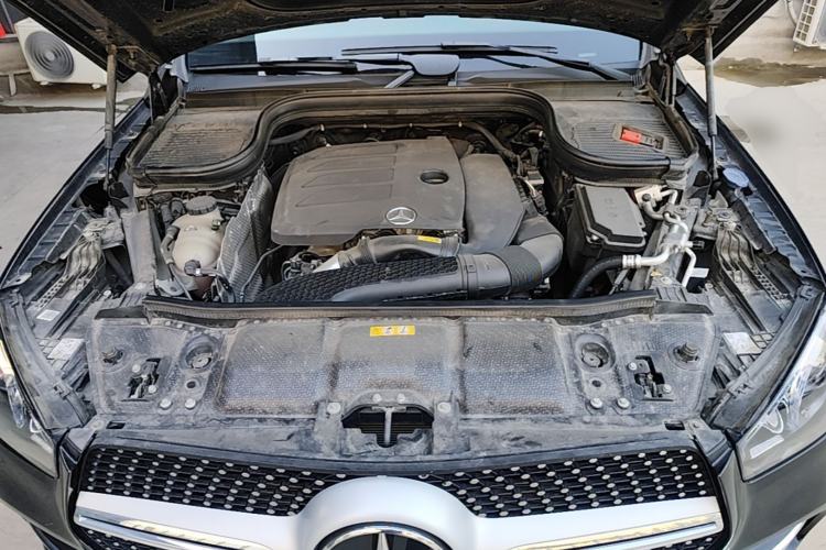 Used Mercedes-Benz GLE 2022 Facelifted GLE 350 4MATIC Fashion Edition Engine Bay