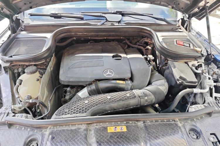 Used Mercedes-Benz GLE 2022 GLE 350 4MATIC Stylish Model Engine Bay