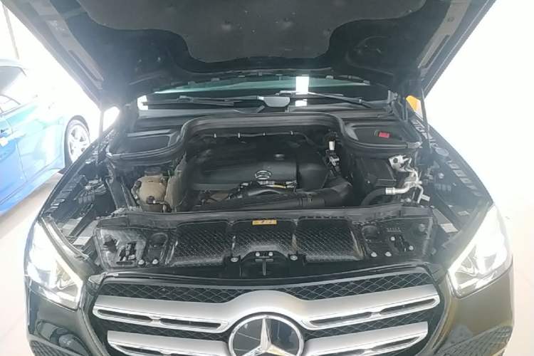 Used Mercedes-Benz GLE 2022 GLE 350 4MATIC Dynamic Edition Engine Bay