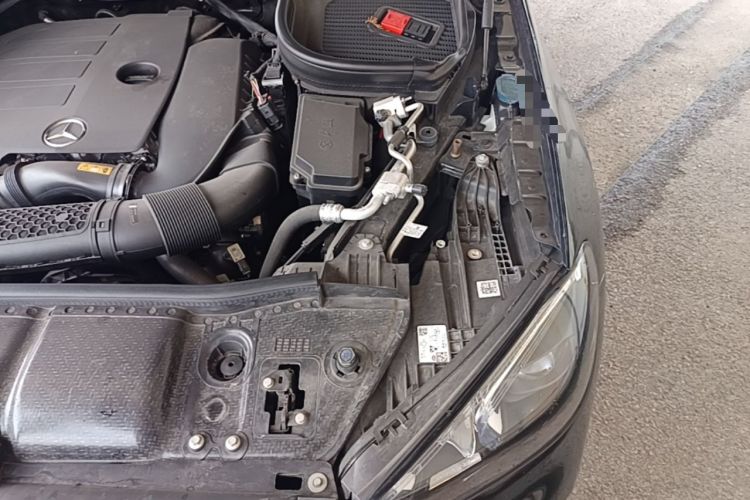 Used Mercedes-Benz GLE 2022 GLE 350 4MATIC Stylish Model Engine Bay Left