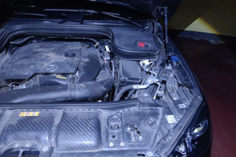 Used Mercedes-Benz GLE 2022 GLE 350 4MATIC Stylish Model Engine Bay Left
