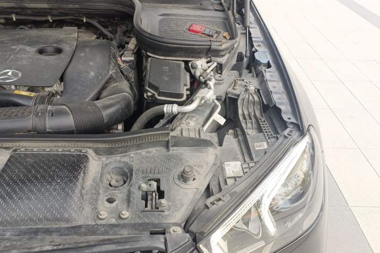 Used Mercedes-Benz GLE 2022 GLE 350 4MATIC Stylish Model Engine Bay Left