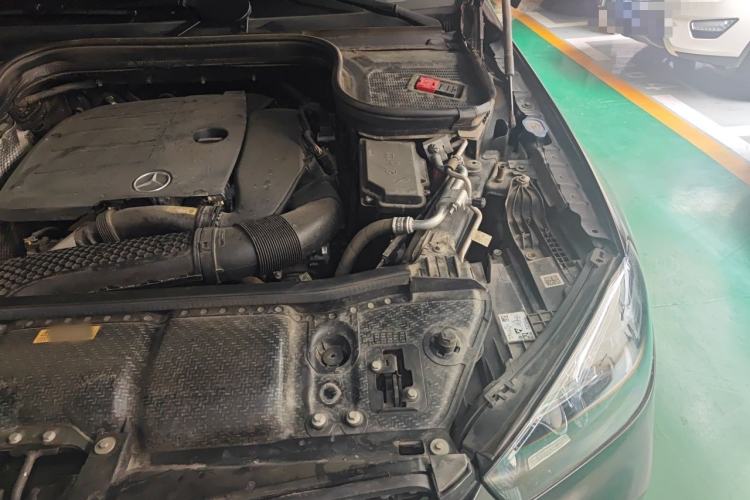 Used Mercedes-Benz GLE 2022 GLE 350 4MATIC Stylish Model Engine Bay Left