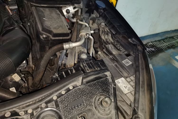 Used Mercedes-Benz GLE 2022 Facelifted GLE 350 4MATIC Fashion Edition Engine Bay Left