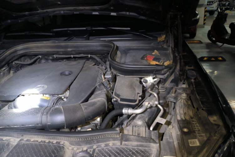Used Mercedes-Benz GLE 2022 GLE 350 4MATIC Stylish Model Engine Bay Left
