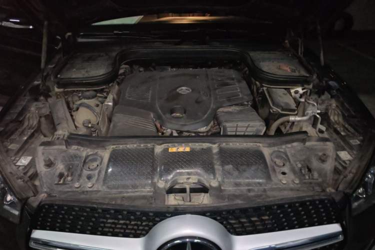 Used Mercedes-Benz GLE 2022 Refreshed GLE 450 4MATIC Dynamic Edition Engine Bay
