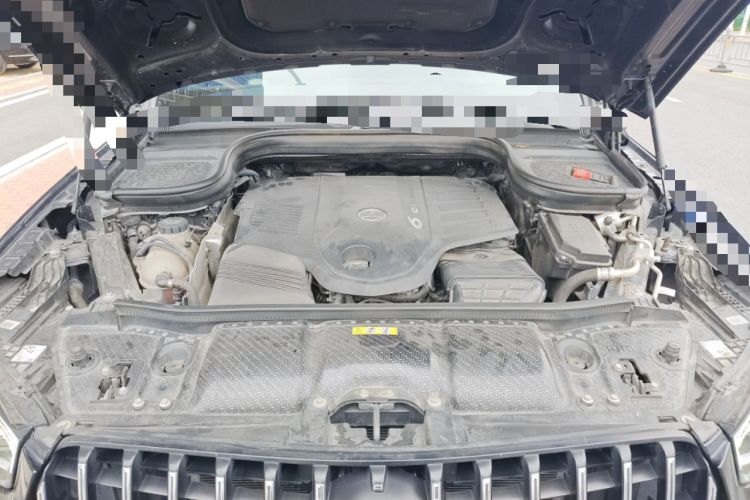 Used Mercedes-Benz GLE 2022 Refreshed GLE 450 4MATIC Coupe SUV Fashion Version Engine Bay