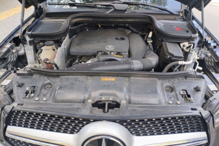 Used Mercedes-Benz GLE 2022 Facelifted GLE 350 4MATIC Fashion Edition Engine Bay