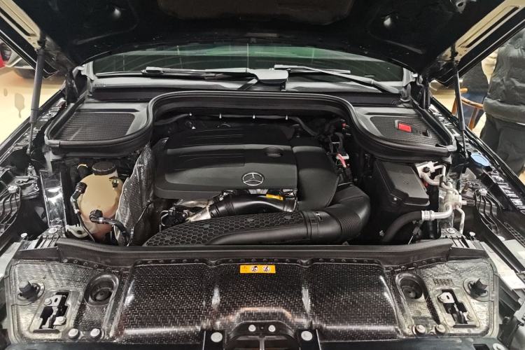 Used Mercedes-Benz GLE 2022 GLE 350 4MATIC Stylish Model Engine Bay