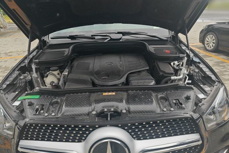 Used Mercedes-Benz GLE 2022 Refreshed GLE 450 4MATIC Stylish Edition Engine Bay