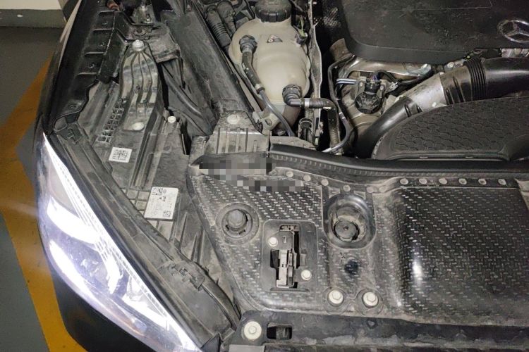 Used Mercedes-Benz GLE  Engine Bay Right