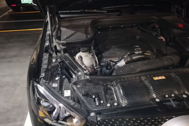 Used Mercedes-Benz GLE 2022 GLE 350 4MATIC Stylish Model Engine Bay Right