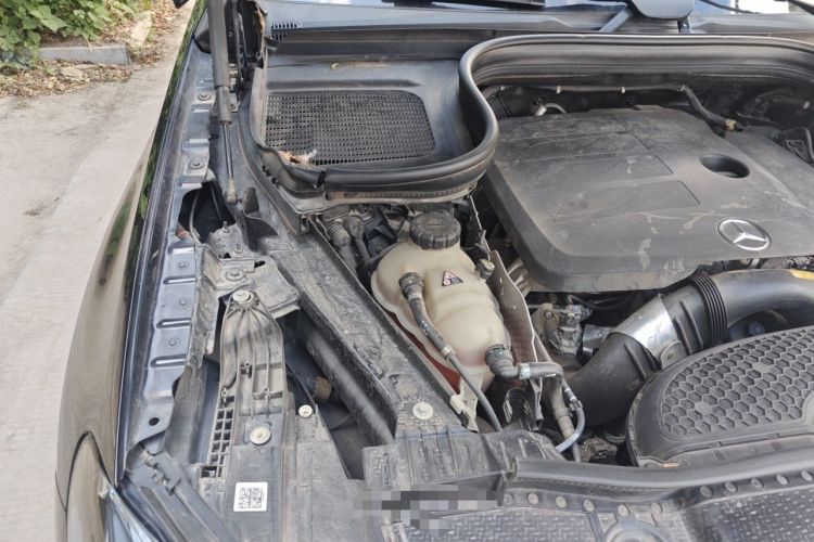 Used Mercedes-Benz GLE 2022 GLE 350 4MATIC Stylish Model Engine Bay Right