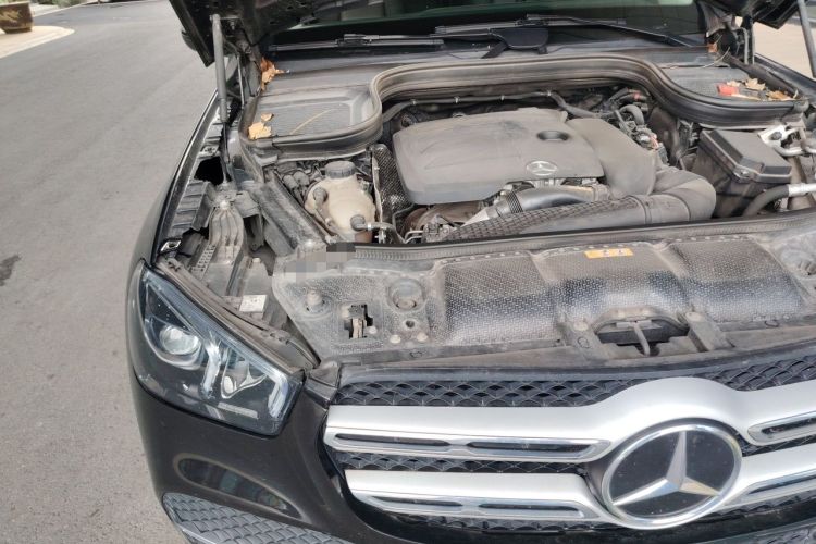 Used Mercedes-Benz GLE 2022 GLE 350 4MATIC Stylish Model Engine Bay Right