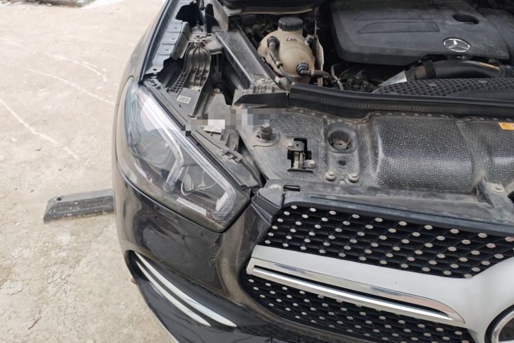 Used Mercedes-Benz GLE 2022 GLE 350 4MATIC Stylish Model Engine Bay Right