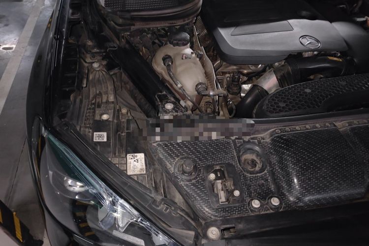 Used Mercedes-Benz GLE 2022 Facelifted GLE 350 4MATIC Fashion Edition Engine Bay Right