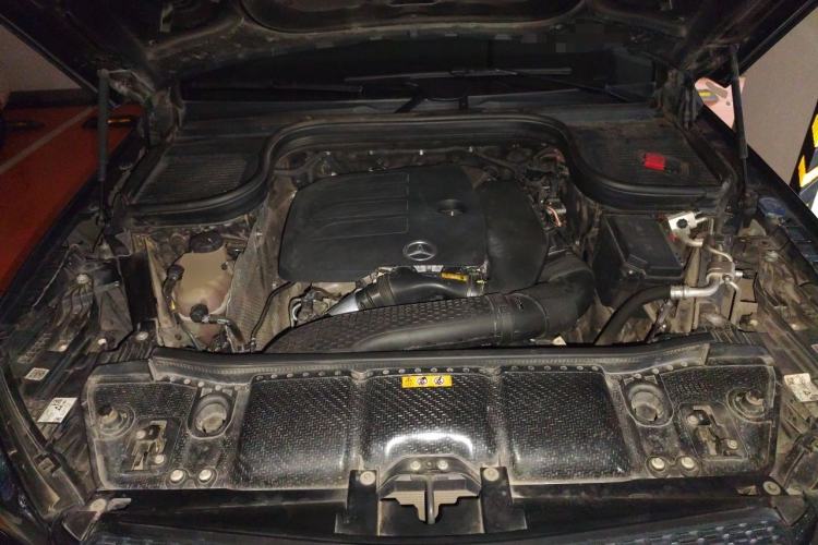 Used Mercedes-Benz GLE 2022 GLE 350 4MATIC Stylish Model Engine Bay