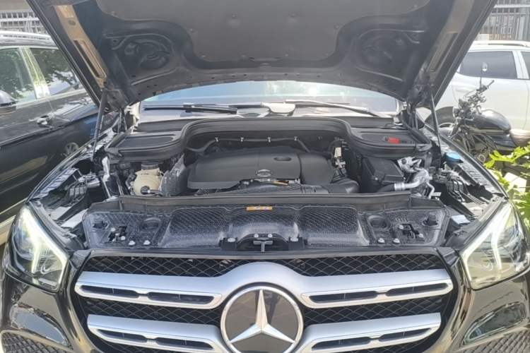 Used Mercedes-Benz GLE 2022 GLE 350 4MATIC Dynamic Edition Engine Bay