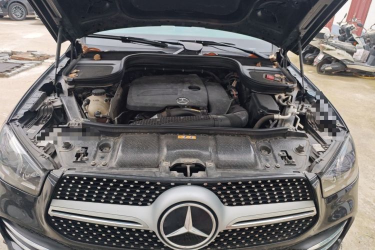 Used Mercedes-Benz GLE 2022 GLE 350 4MATIC Stylish Model Engine Bay