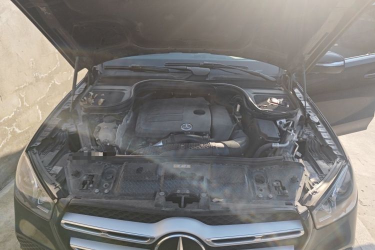 Used Mercedes-Benz GLE 2022 Refreshed GLE 350 4MATIC Dynamic Edition Engine Bay