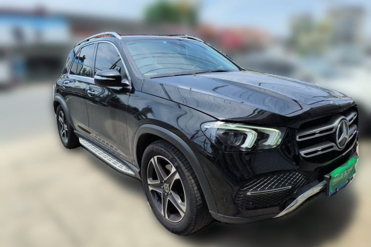 Used Mercedes-Benz GLE 2022 Facelifted GLE 350 4MATIC Fashion Edition Exterior 2