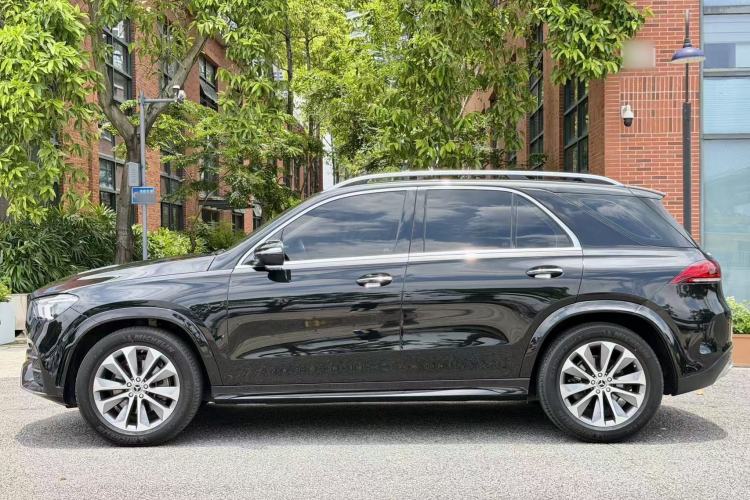 Used Mercedes-Benz GLE 2022 Facelifted GLE 350 4MATIC Fashion Edition Exterior 3
