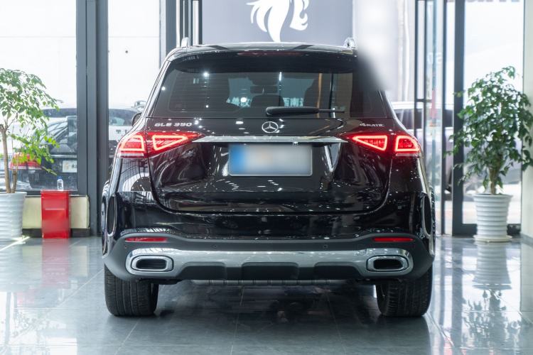 Used Mercedes-Benz GLE 2022 Facelifted GLE 350 4MATIC Fashion Edition Exterior 9