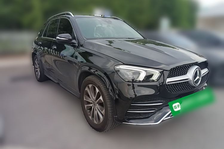 Used Mercedes-Benz GLE 2022 GLE 350 4MATIC Stylish Model Front Right 45 Deg