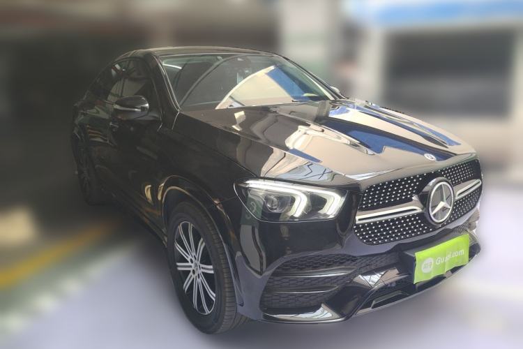 Used Mercedes-Benz GLE 2022 Refreshed GLE 350 4MATIC Coupe SUV Luxury Edition Front Right 45 Deg