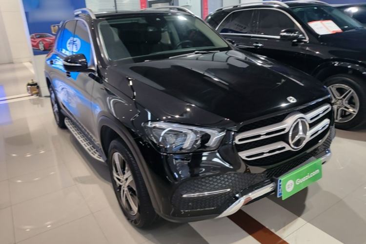 Used Mercedes-Benz GLE 2022 Refreshed GLE 350 4MATIC Dynamic Edition Front Right 45 Deg