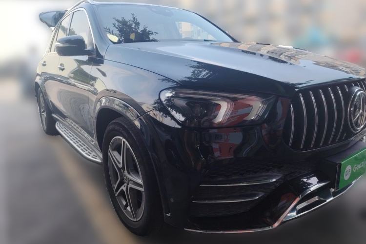 Used Mercedes-Benz GLE 2022 GLE 450 4MATIC Luxury Model Front Right 45 Deg