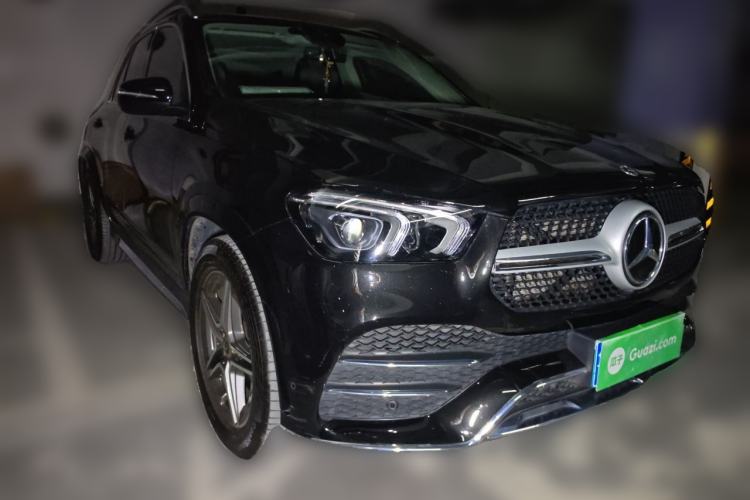 Used Mercedes-Benz GLE 2022 Refreshed GLE 450 4MATIC Dynamic Edition Front Right 45 Deg
