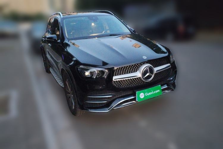 Used Mercedes-Benz GLE 2022 Facelifted GLE 350 4MATIC Fashion Edition Front Right 45 Deg