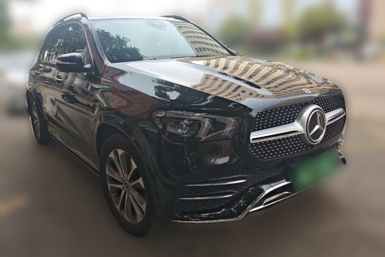 Used Mercedes-Benz GLE  Front Right 45 Deg